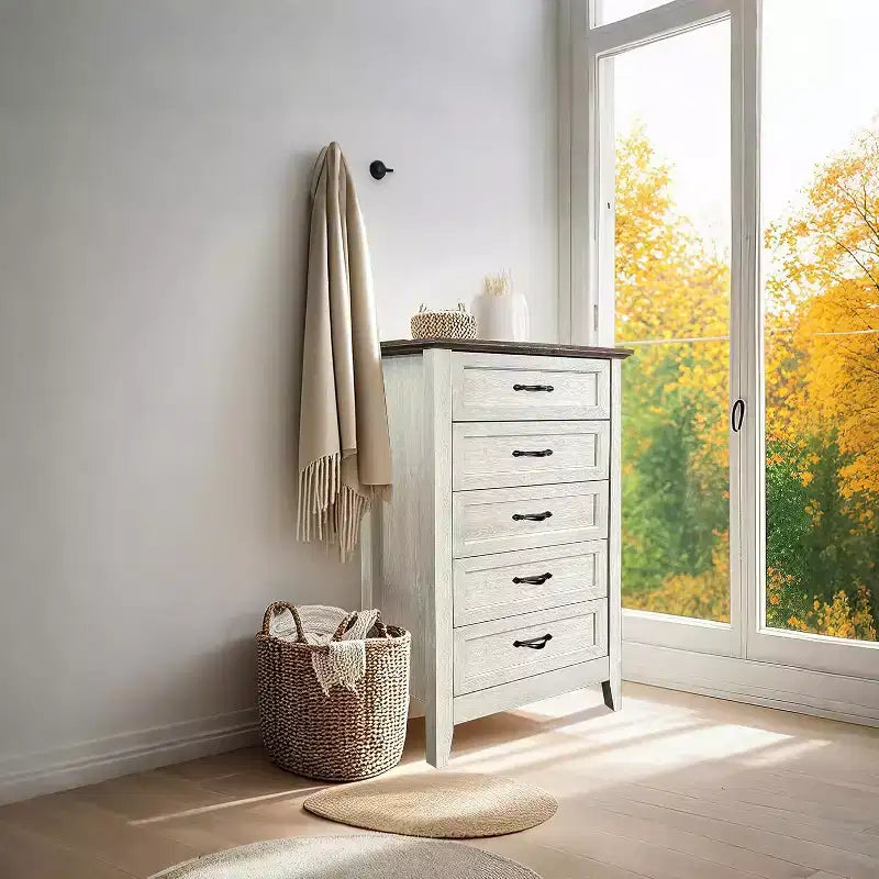 Grand meuble haut à cinq tiroirs de style campagnard avec finition grain de bois