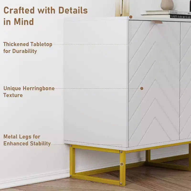 Buffet moderne avec espace de rangement et touches de bois.