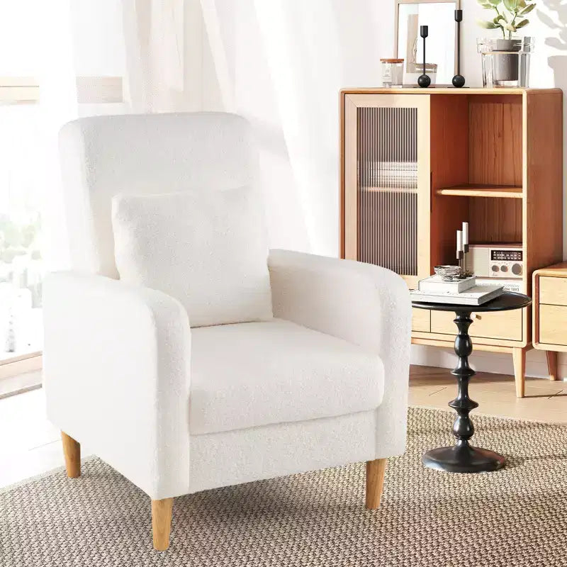 Fauteuil de salon avec soutien lombaire et pieds en hévéa.