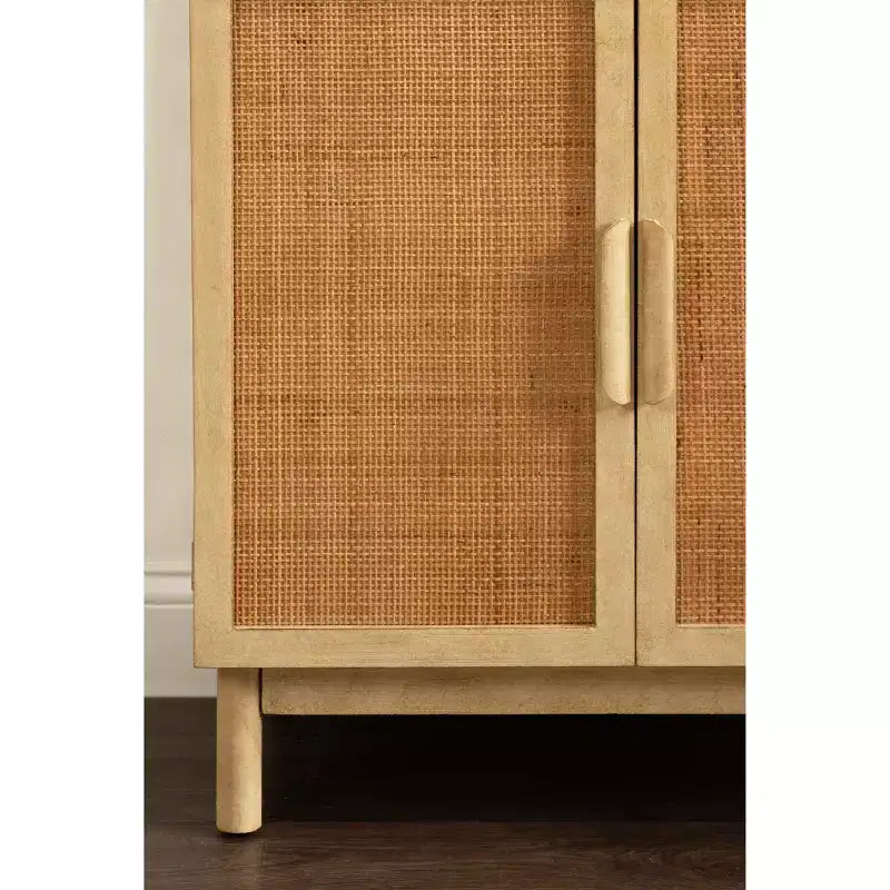 Meuble bas décoratif en rotin