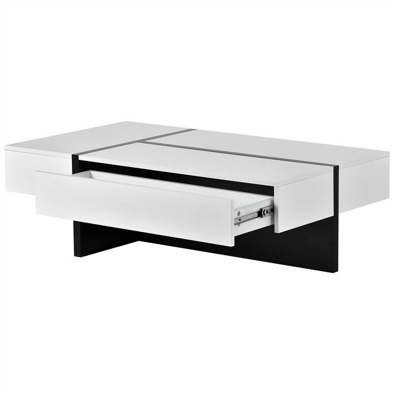 Table basse moderne à surface très brillante
