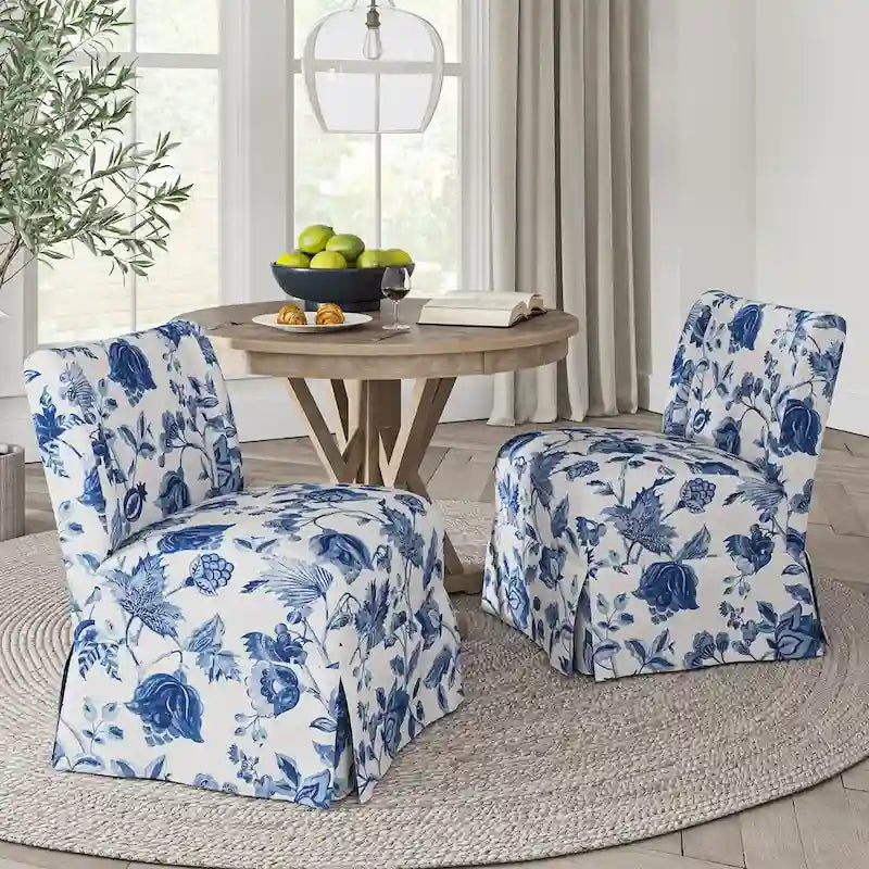 Fauteuil rembourré de style transitoire